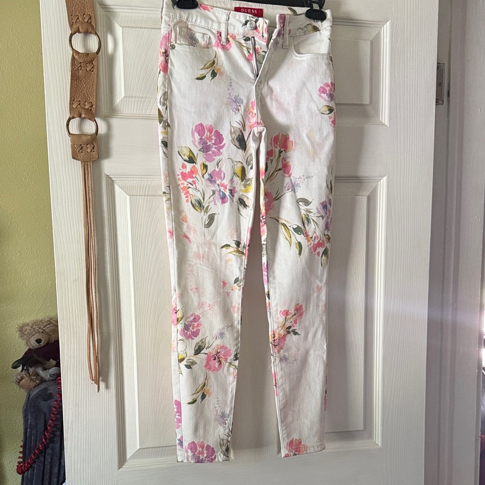 Guess White and Pink Skinny Jeans